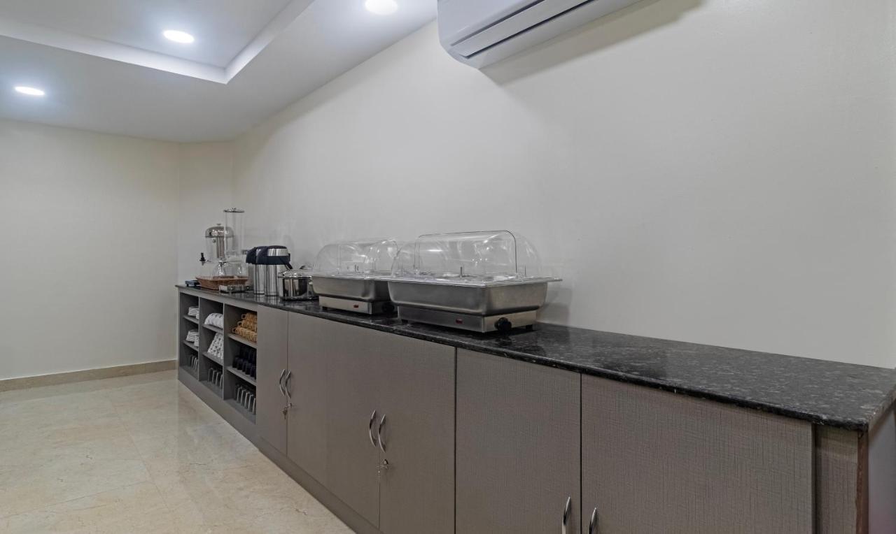 היידראבד Treebo Address Inn Jubilee Hills מראה חיצוני תמונה