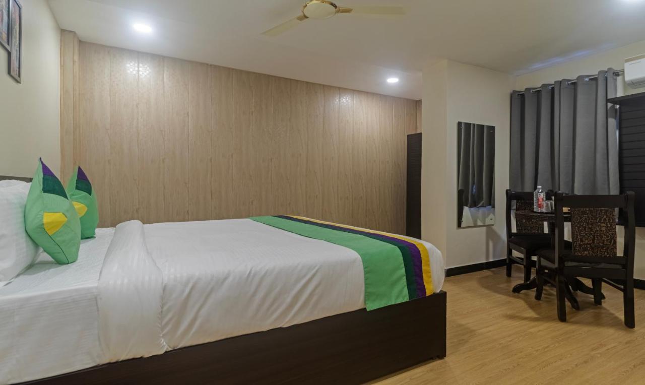היידראבד Treebo Address Inn Jubilee Hills מראה חיצוני תמונה