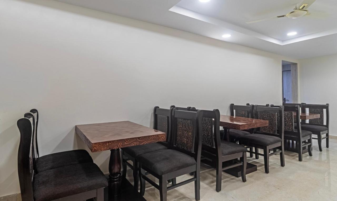 היידראבד Treebo Address Inn Jubilee Hills מראה חיצוני תמונה