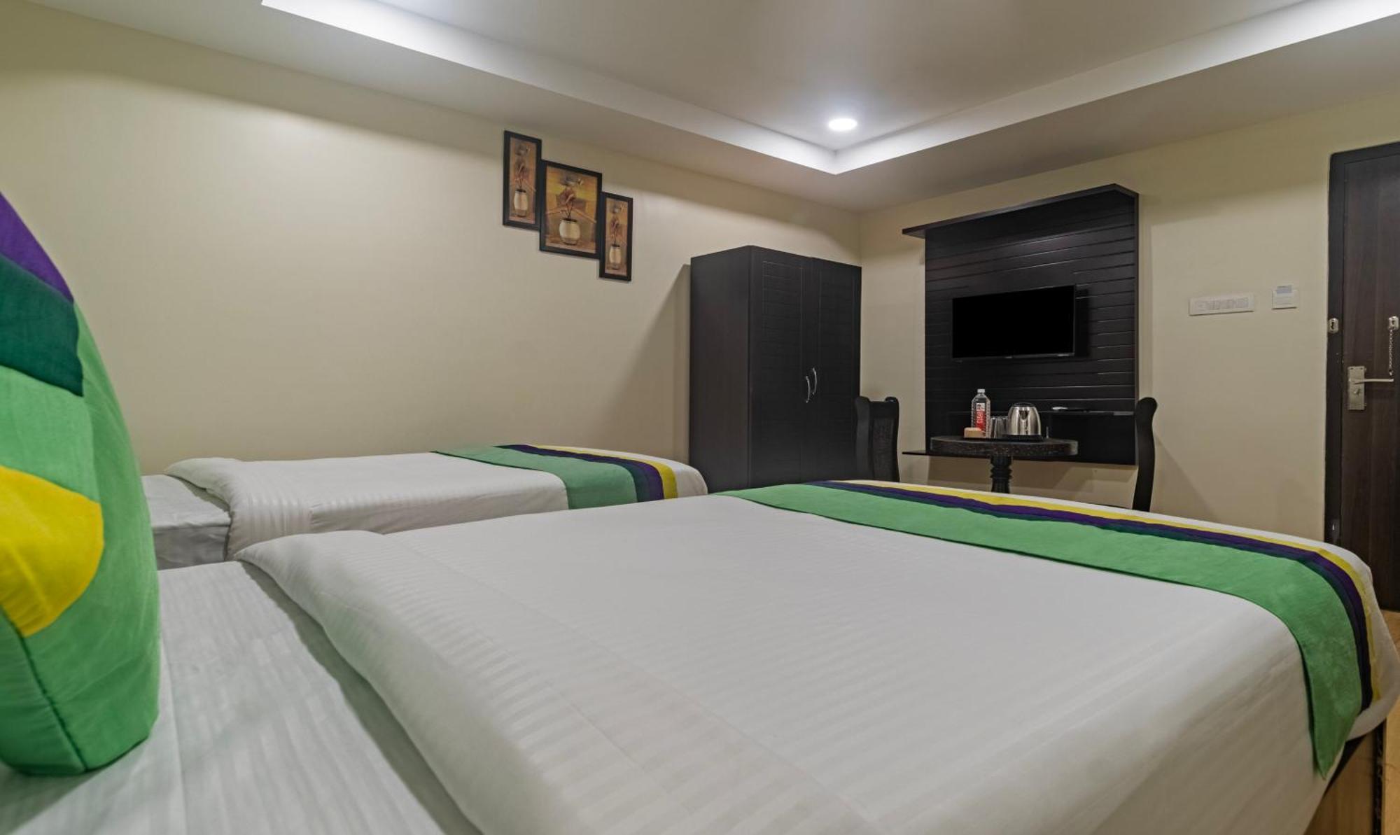 היידראבד Treebo Address Inn Jubilee Hills מראה חיצוני תמונה